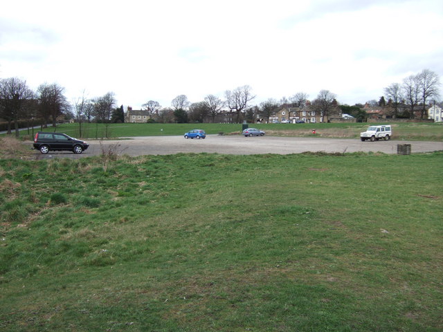 Car Park on Heath Common