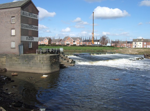 Allinson's mill on the River Aire