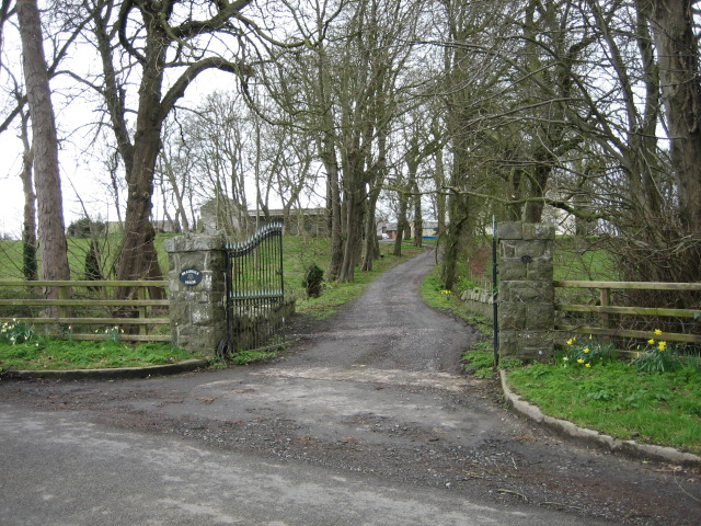 Gateway to Braidujle House