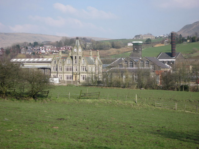 Old Pallet Factory Diggle © Paul Anderson cc-by-sa/2.0 :: Geograph ...