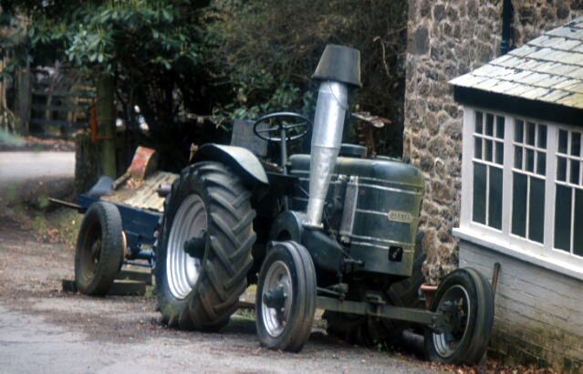 Vintage tractor, Belstone