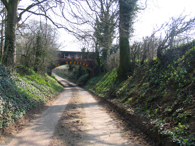 Railway bridge, Merryfield Lane