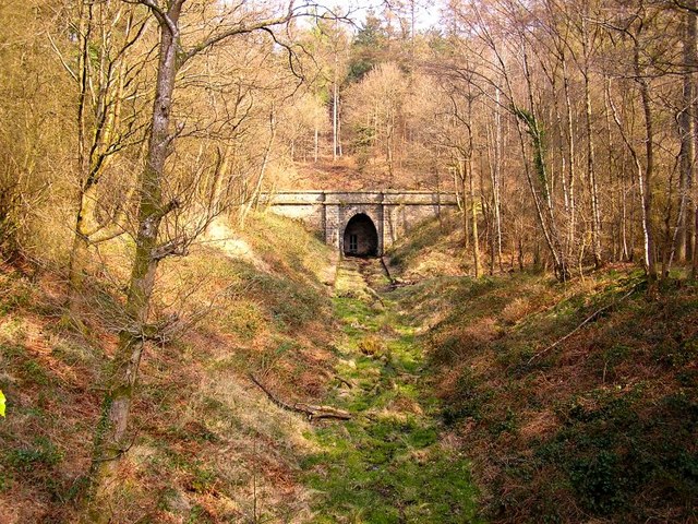 Mierystock Tunnel © Stuart Wilding cc-by-sa/2.0 :: Geograph Britain and ...