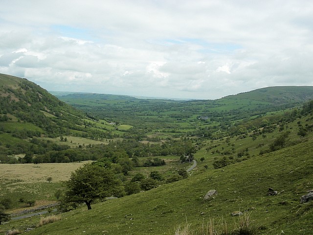 Minor road near Tyle-garw © Bernd Jatzwauk :: Geograph Britain and Ireland