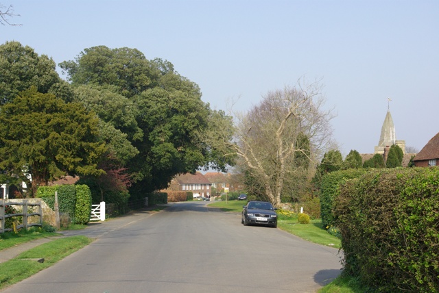 Ewhurst Green © Robin Webster :: Geograph Britain And Ireland