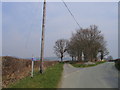 Cyffwrdd Ffordd ger Cefn Bach / Road Junction near Cefn Bach