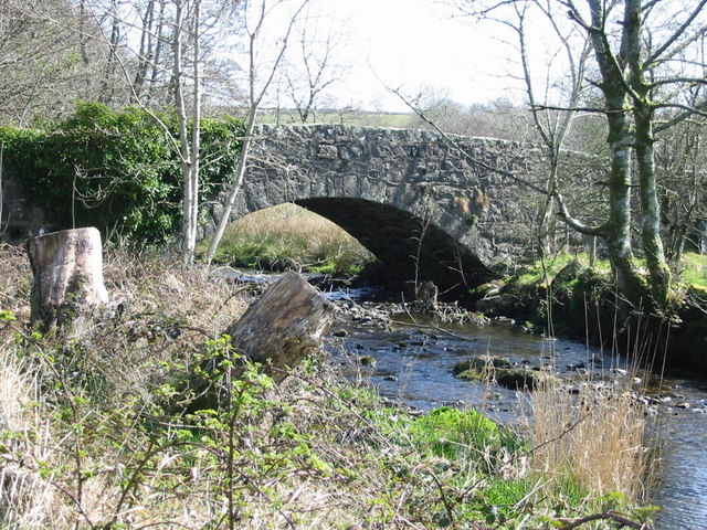 Hen bont © Dewi :: Geograph Britain and Ireland