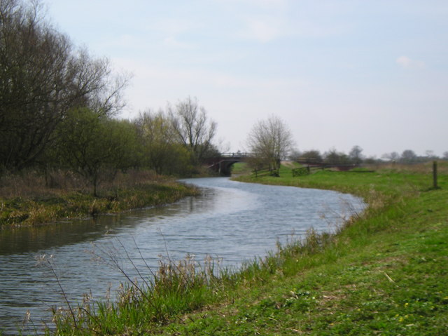 From Towpath looking towards Hagg Bridge over Pocklington Canal