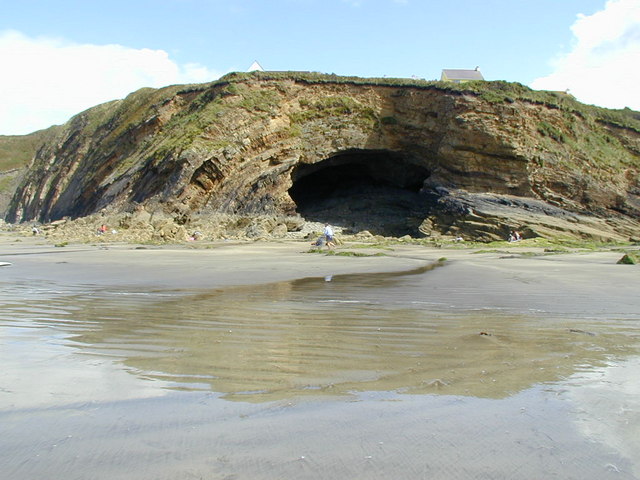 Cave at Little Haven © Chris Gunns :: Geograph Britain and Ireland