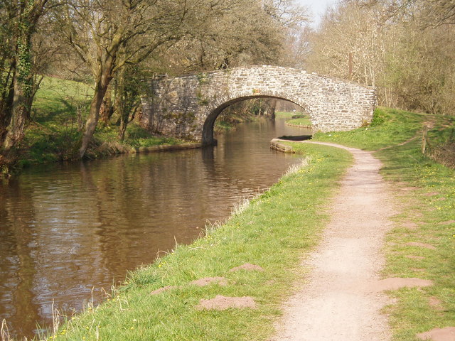 Accommodation Bridge over the Monmouthshire & Brecon Canal near Pencelli