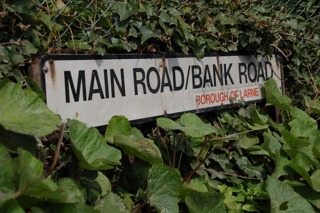 Sign between Glynn and Larne