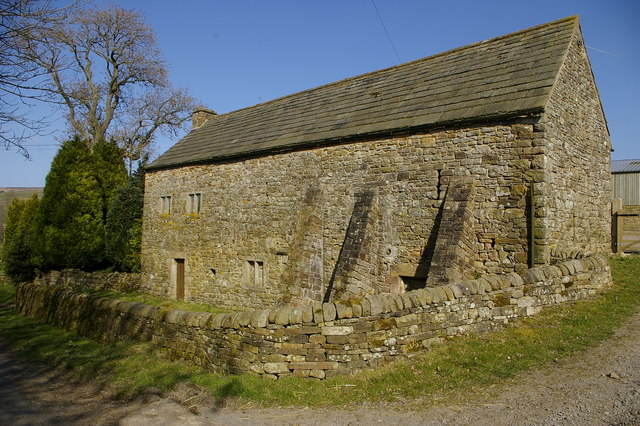 Outbuilding adjacent to Knarsdale Hall... © Phil Champion :: Geograph ...