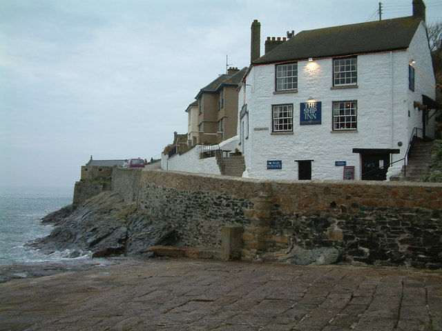 Ship Inn - Porthleven © Robin Lucas :: Geograph Britain and Ireland