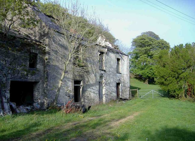 Abandoned farmhouse, Coedely © Roger Cornfoot :: Geograph Britain and ...