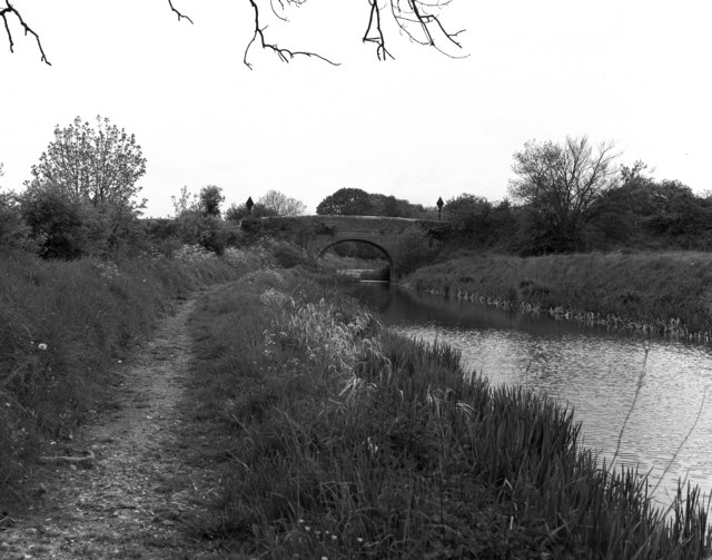 Wolfhall Bridge, Kennet and Avon Canal