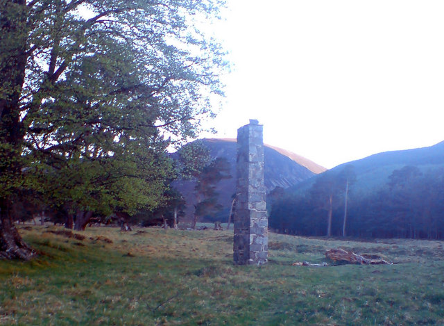 Ruigh-aiteachain: Chimney Stack of Landseer's Bothy