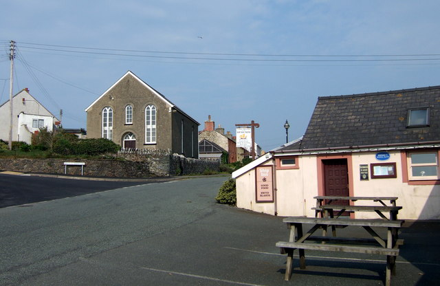 Chapel and pub in Trefin