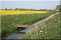 Footbridge over the New Cut, near Walcott