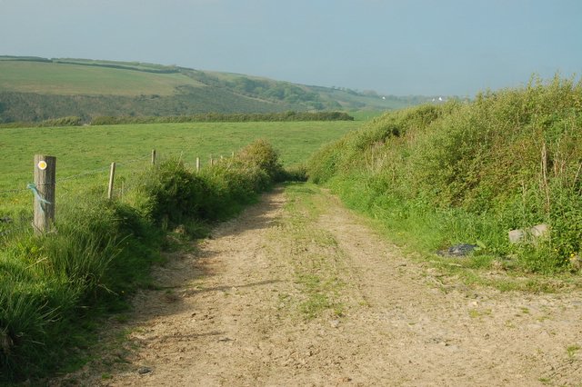 Lane north of Lower Northcott Farm