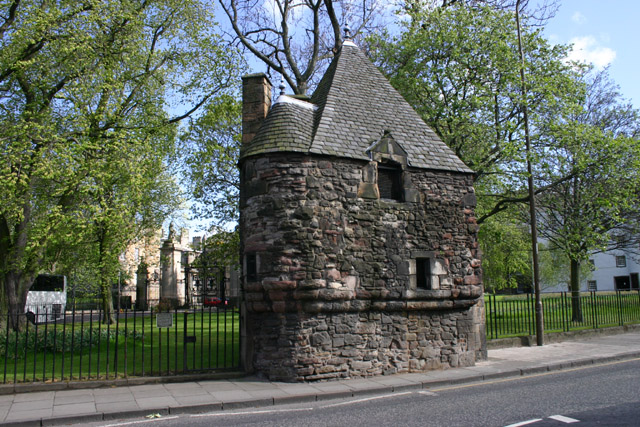 Queen Mary's Bath House