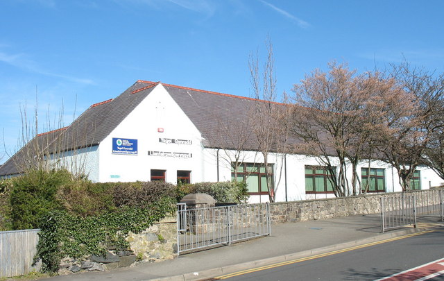 Ysgol Gynradd Llanfairpwllgwyngyll Primary School, Holyhead Road