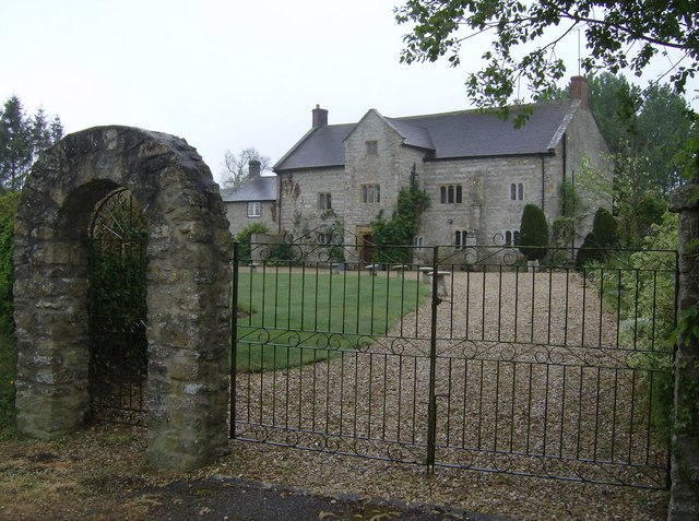 Cruxton Manor