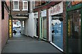 Alleyway to North Street