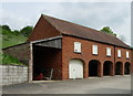 Interesting farm building at Wood House near to Rabbit Slack