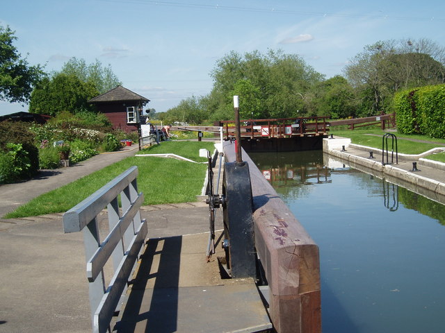 Pinkhill Lock on the River Thames
