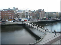 O1534 : River Liffey - Pedestrian Bridge by Raymond Okonski