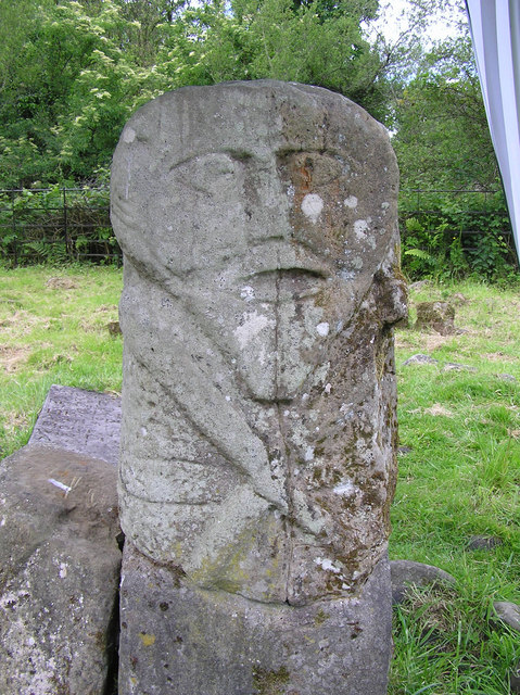 Two-headed stone, Caldragh, Boa Island