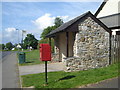 Bus shelter et al, Sanderspool Cross, South Brent