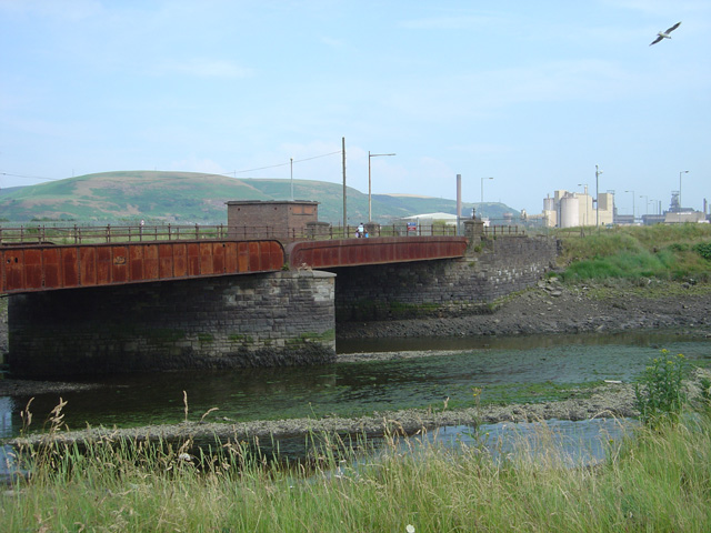 Bridge over the Afon into Port Talbot... © Alan Murray-Rust cc-by-sa/2. ...