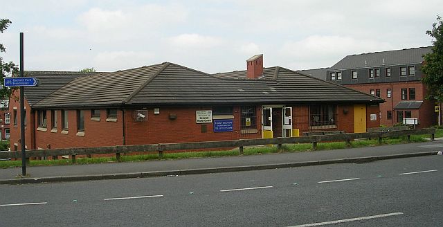 Kirkstall Health Centre - Morris Street © Betty Longbottom cc-by-sa/2.0 ...