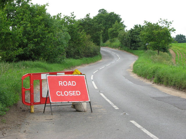 Road closed © Evelyn Simak cc-by-sa/2.0 :: Geograph Britain and Ireland