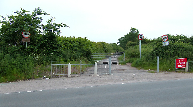 Old Hampton Lane blocked off near... © Roger D Kidd cc-by-sa/2.0 ...