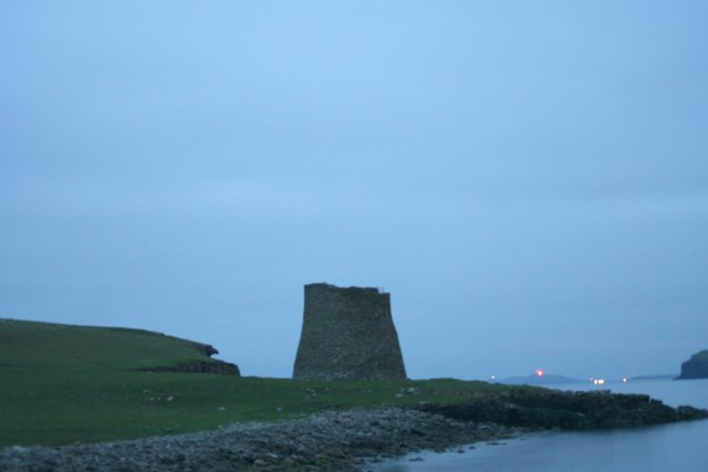 Mousa Broch at 1am in the morning