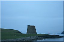 HU4523 : Mousa Broch at 1am in the morning by Ballogie
