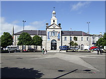 J4874 : Newtownards Town Hall by Jonathan Billinger