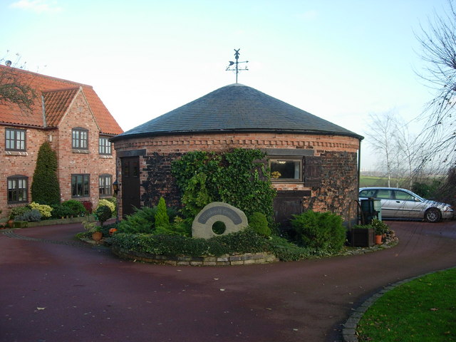 Post mill roundhouse in Upton, Nottinghamshire