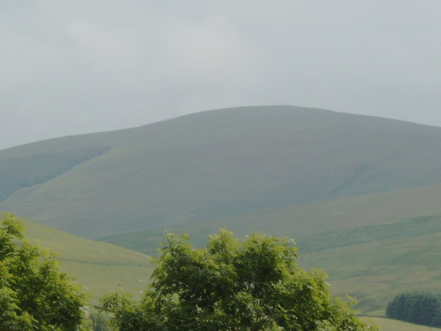Tewsgill Hill seen from Abington Motorway Services