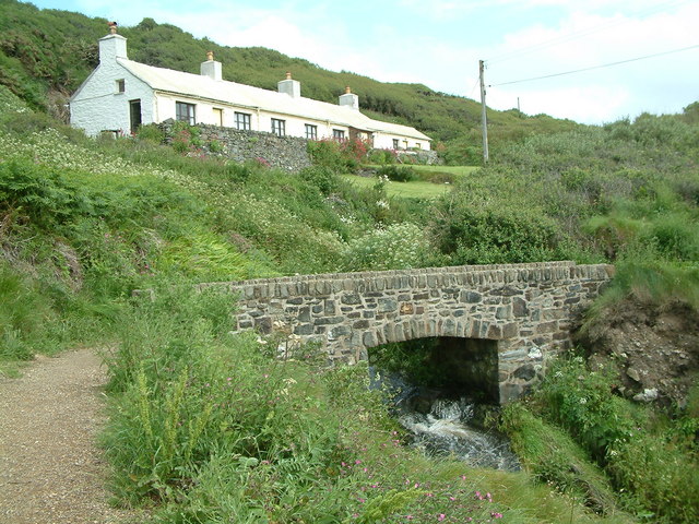 Cottages and Bridge, Trefin