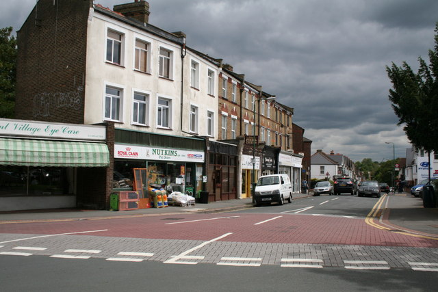 Station Road, Belmont, looking east