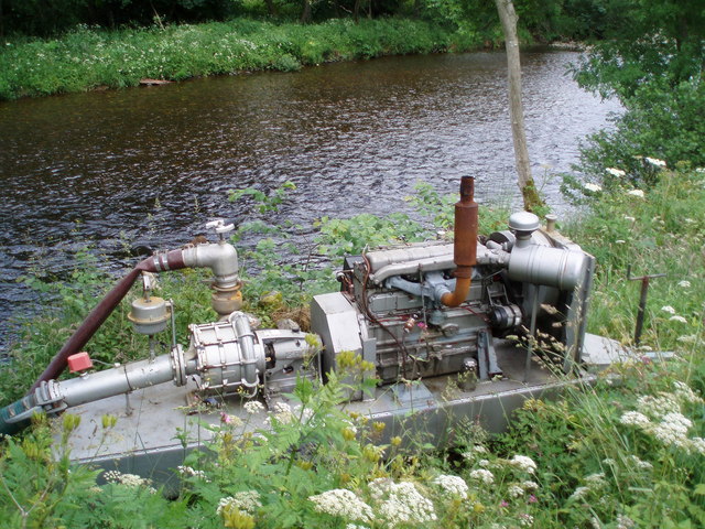 Irrigation pump on the South Esk