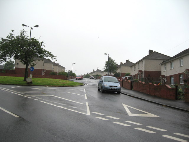 Trinant Terrace © Jessica Aidley cc-by-sa/2.0 :: Geograph Britain and ...