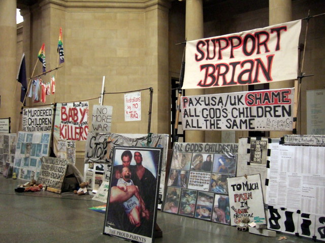 "Support Brian" at Tate Britain