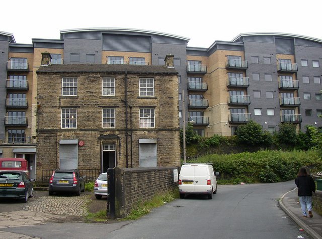 Old and new housing, Birkhouse Lane, North Crosland, Lockwood