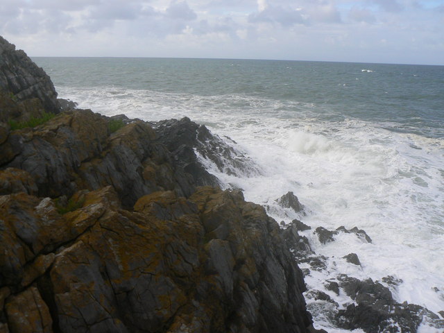 A small section of cliff