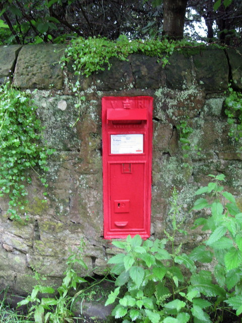 Victorian postbox near Sandhoe Hall