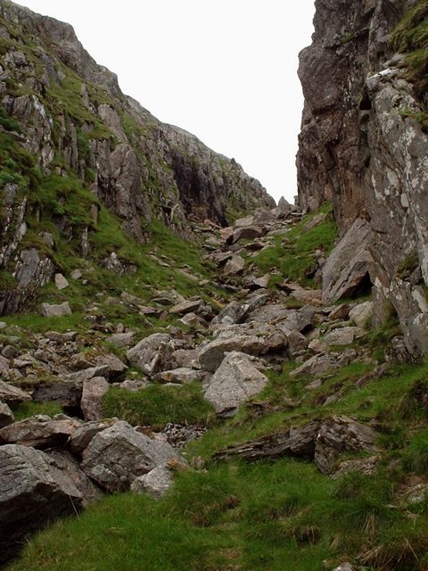 Deep gully leading to bealach between Sgurr na Ciche and Garbh Chioch Mhor